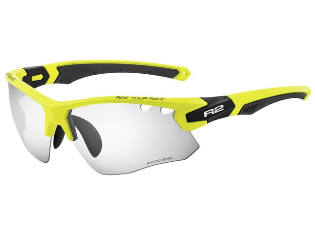 Sportovní sluneční brýle R2 CROWN AT078O