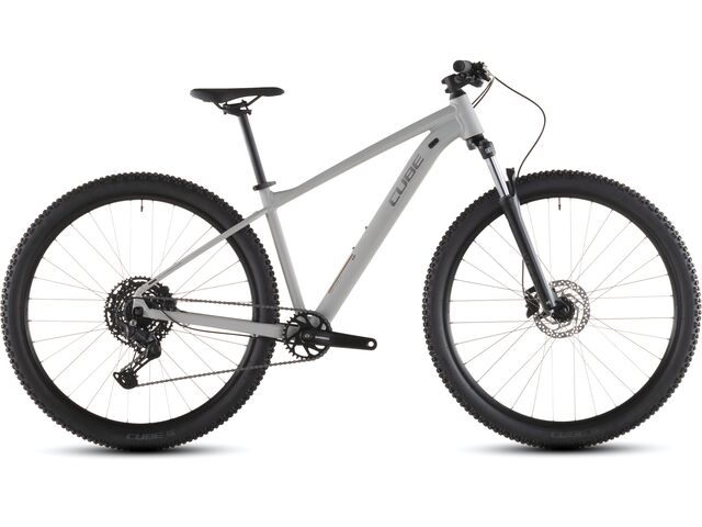 Horské kolo CUBE AIM PRO lizard´n´black 2026