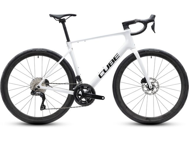 Silniční kolo Cube ATTAIN C:62 SLX metallicwhite´n´black 2027