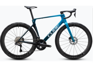 Silniční kolo Cube AGREE C:62 RACE chromeblue´n´liquidblue 2027